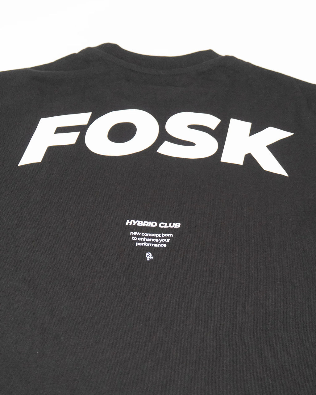 CROPPED PERFORMANCE TEE