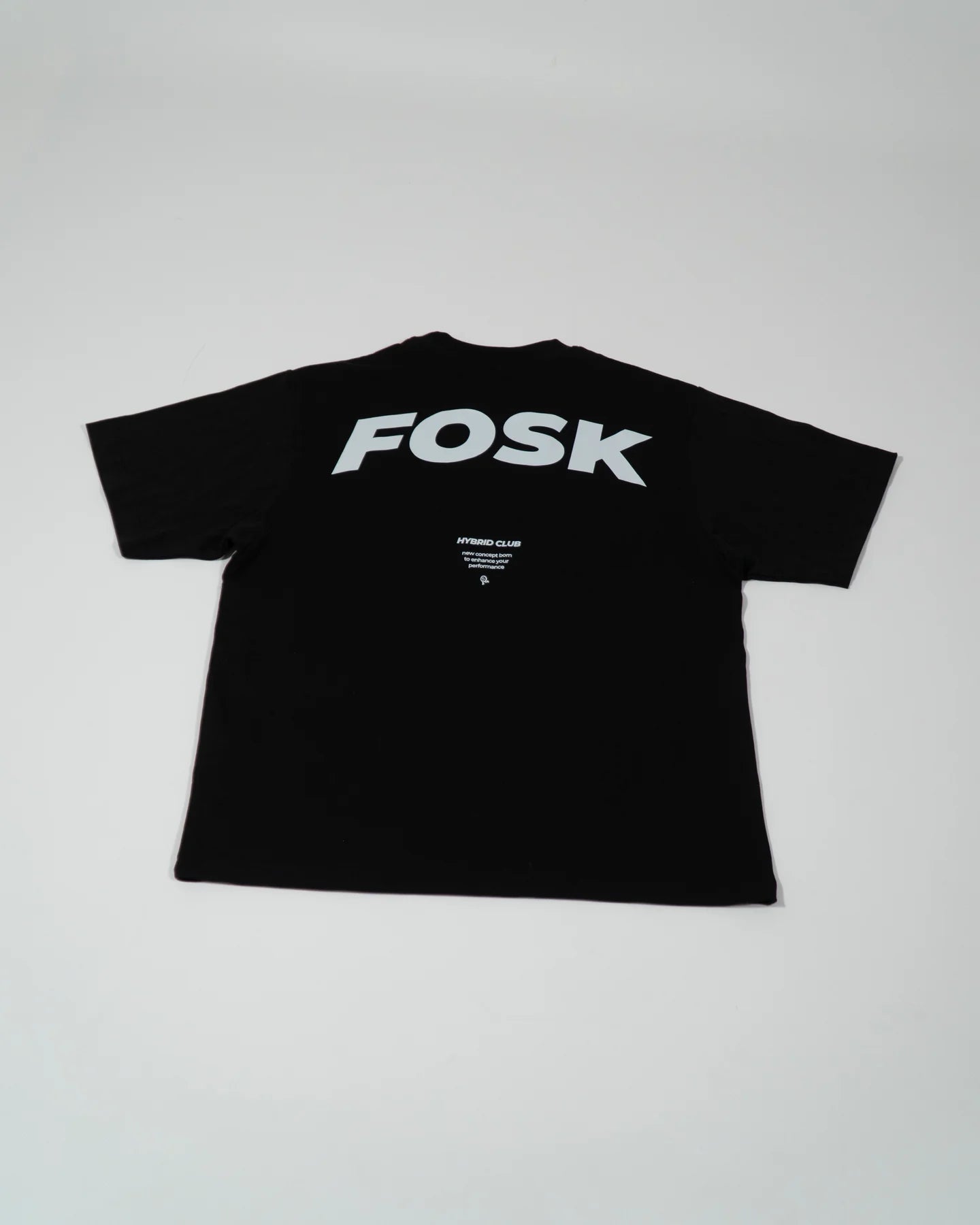 CROPPED PERFORMANCE TEE