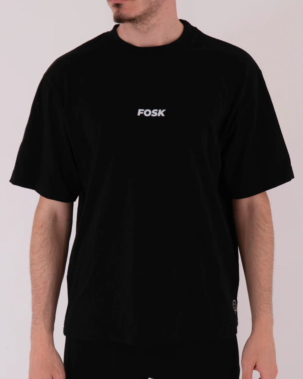 CROPPED PERFORMANCE TEE